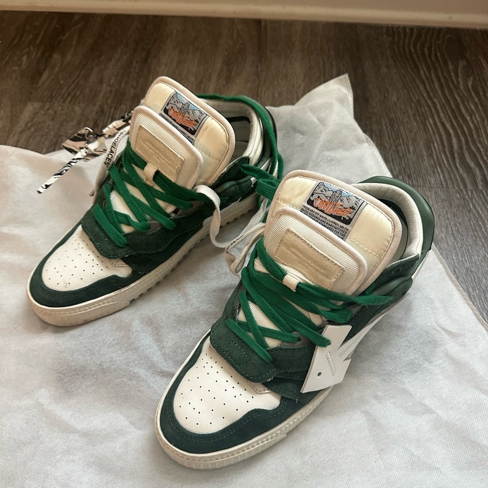Off White - Out of Office Low-top Sneakers